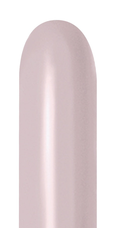 Pastel Dusk Rose Entertainer